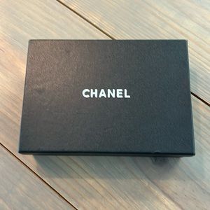 Chanel gift box